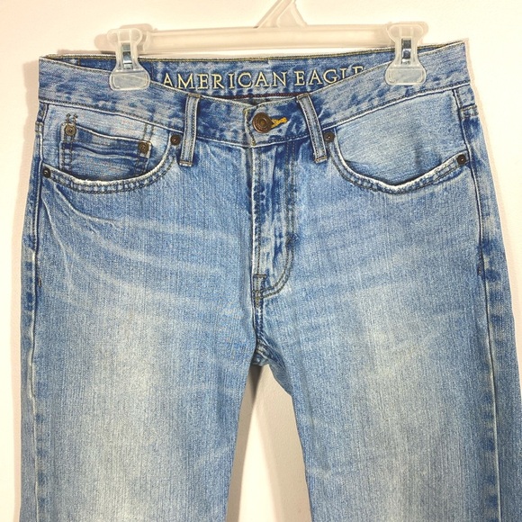 American Eagle Outfitters Men's Light Blue Wash Low Rise Bootcut Jeans 29/30 - Picture 3 of 10